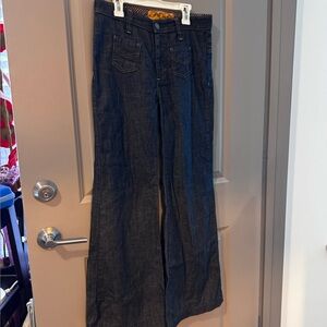 Wide leg, low rise vintage jeans